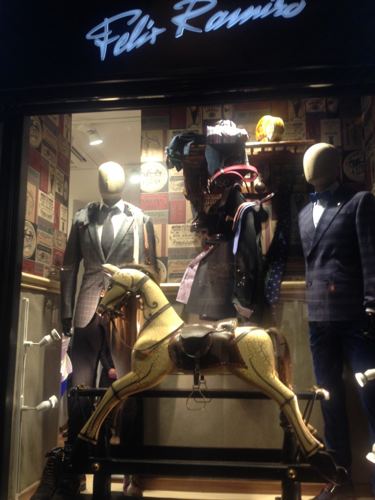 Window display Felix Ramirez  Fashion's Night Out Madrid 2014
