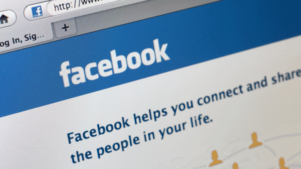 facebook cambia la